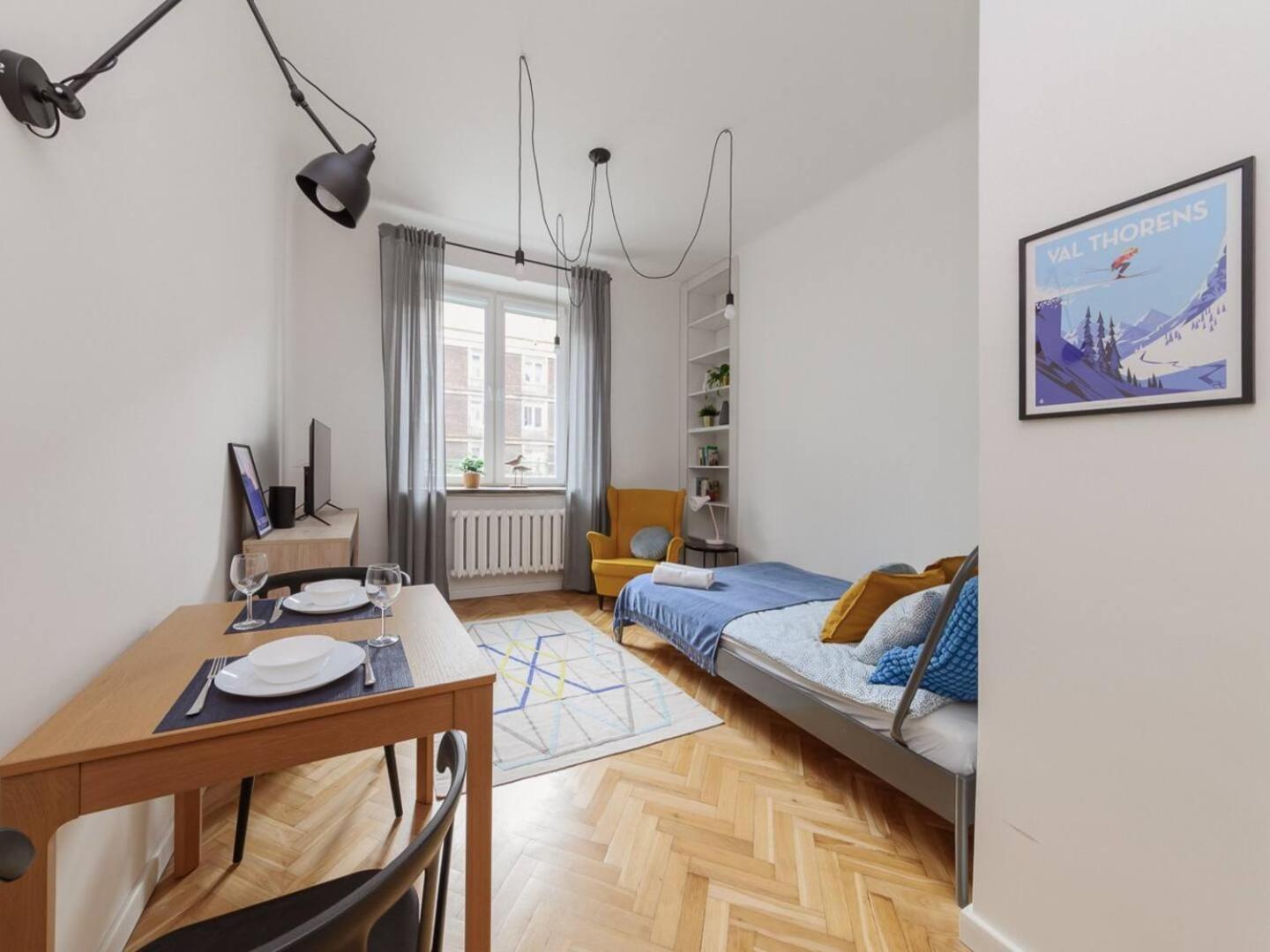 Canary Corner Centre Apartament Warszawa